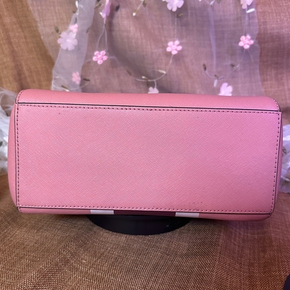 Michael Kors NWOT Large Satchel with D Rings - Picture 4 of 13